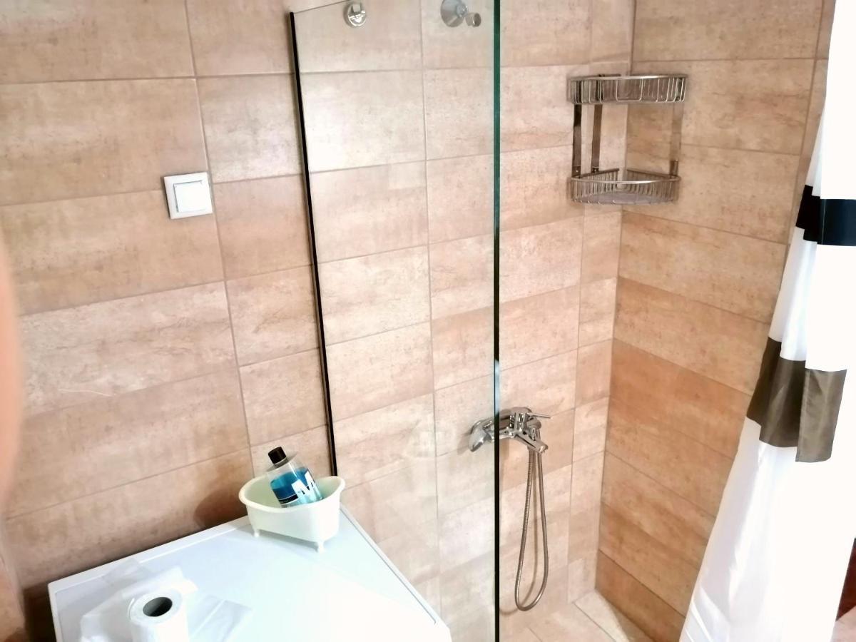 Driftwood Center Apartment كافالا المظهر الخارجي الصورة